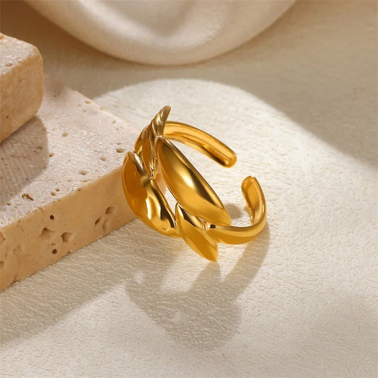 Infinite Flow Ring - 18k Gold