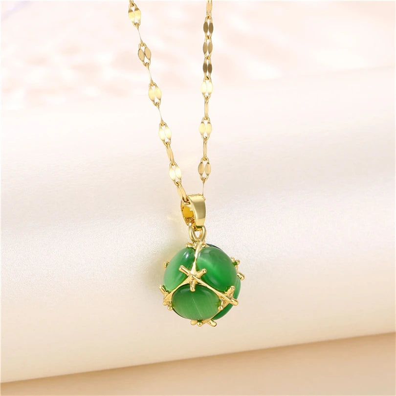 Jade Mystique Necklace - 18k Gold